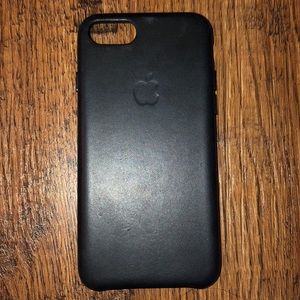 iPhone 6/7/8 Apple Black Leather phone case.